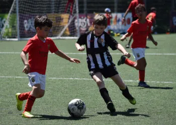 Mais de 600 jovens distribuíram alegria e talento na “Trapalhança”